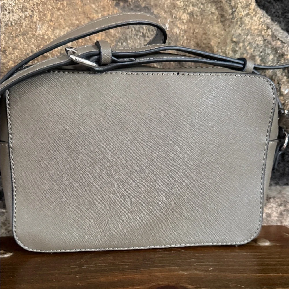 Guess‎ Taupe Medium Size Embossed Crossbody Bag NWOT